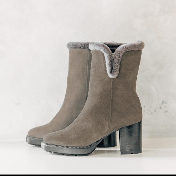 Gray Aquatalia Shearling Ileen Boot - Picture 4 of 4